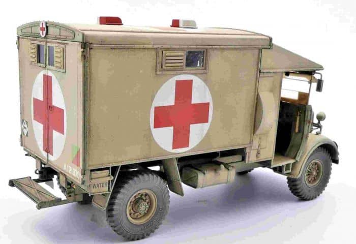 35GM0068 ambulancia Austin K2Y lateral