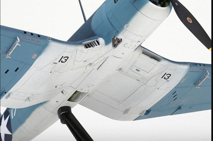60324 vought F4U-1 Corsair low airframe