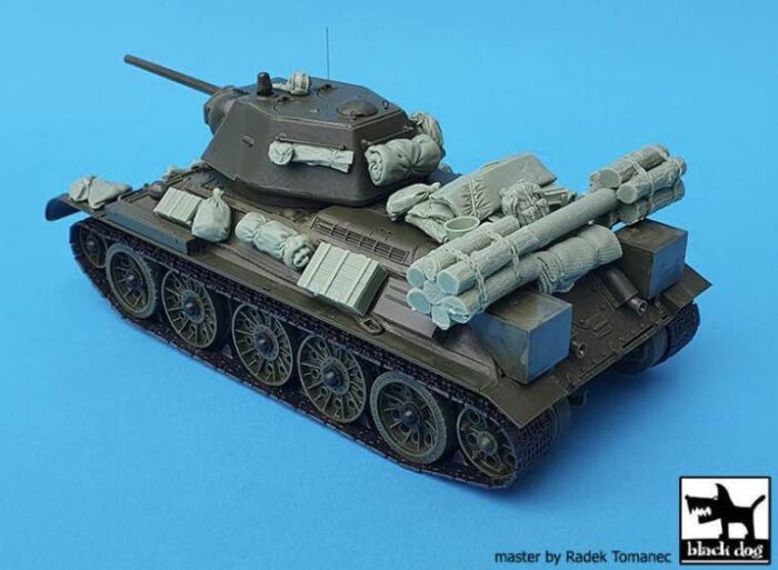 35243 t34 mod 1943 accessories lateral_2